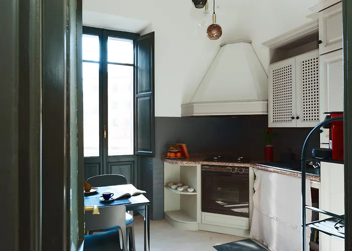 Stylish Flat For Up To 5 People - 200m From Metro Sangiovanni Rom